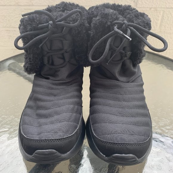 ✔︎ Nike Women's Kaishi Winter Boots - Picture 2 of 7